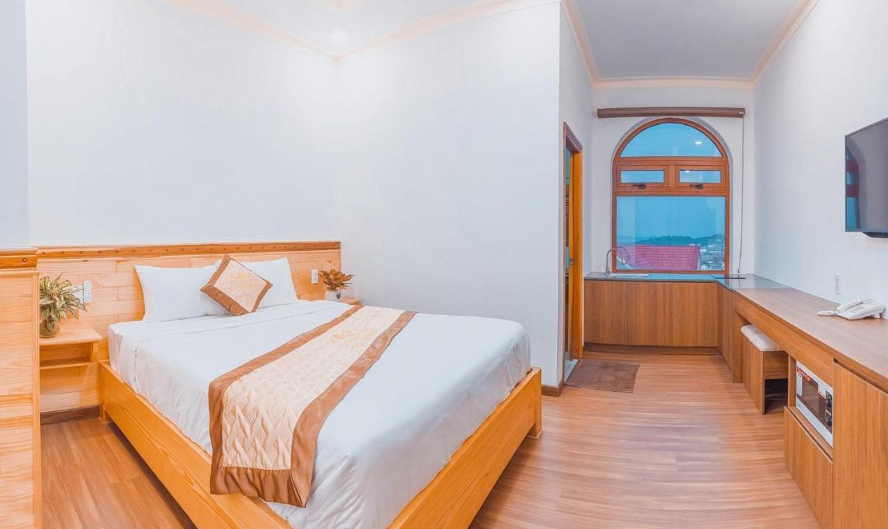 Hoang Yen Hotel 2*